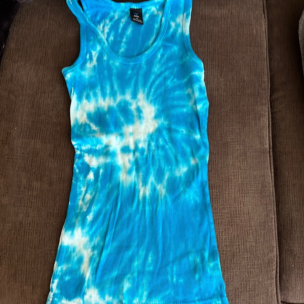Turquoise teal and white tied dye tank top size  M